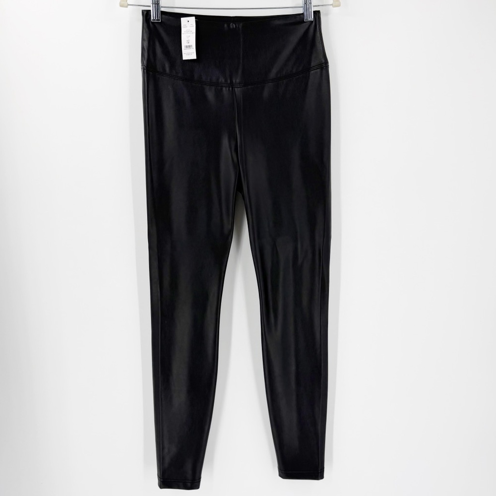 NWT White House Black Market Vegan Leather Runway Legging Black 6 Regular Chic